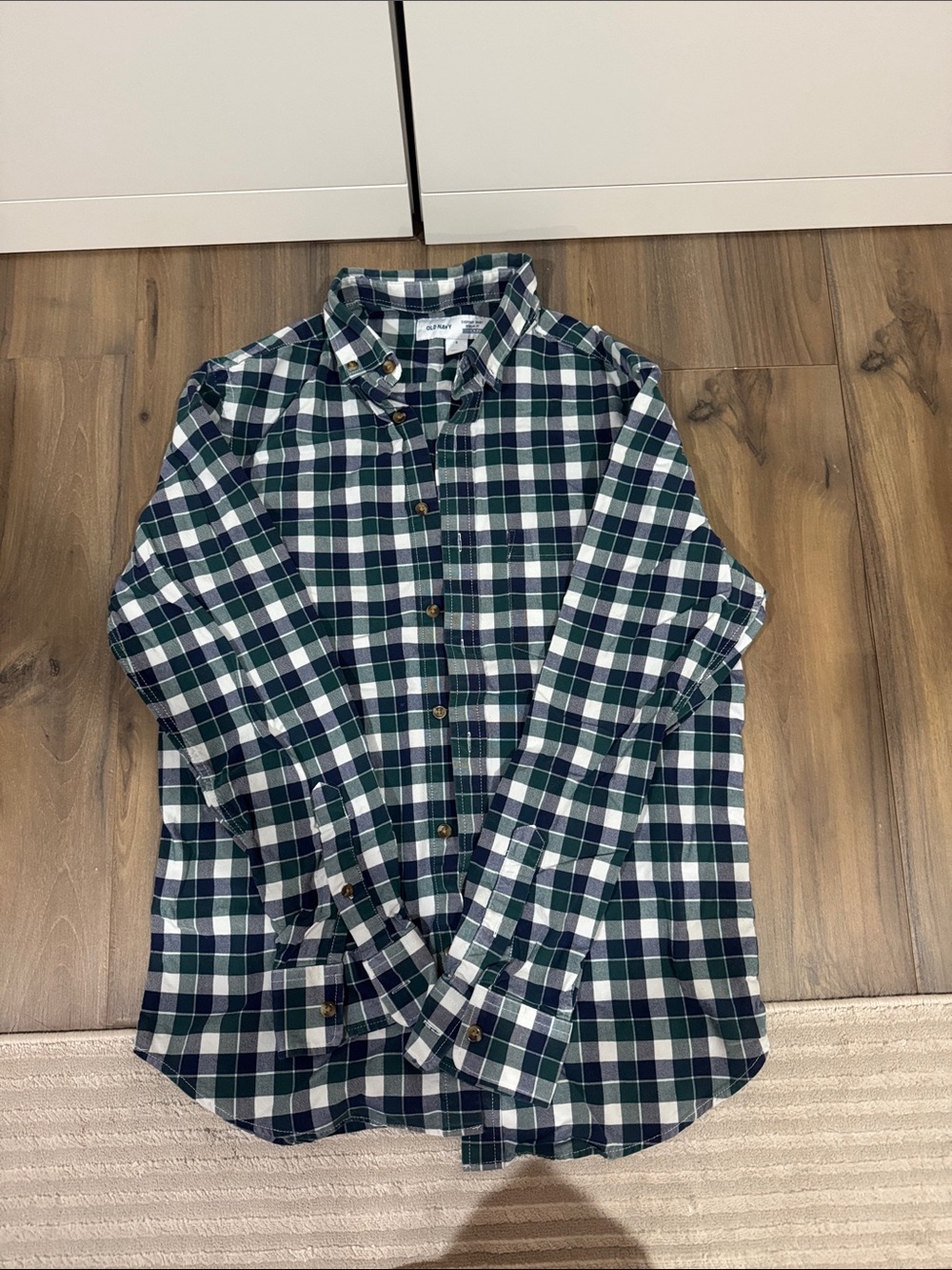 men's button down shirt size small from Old Navy